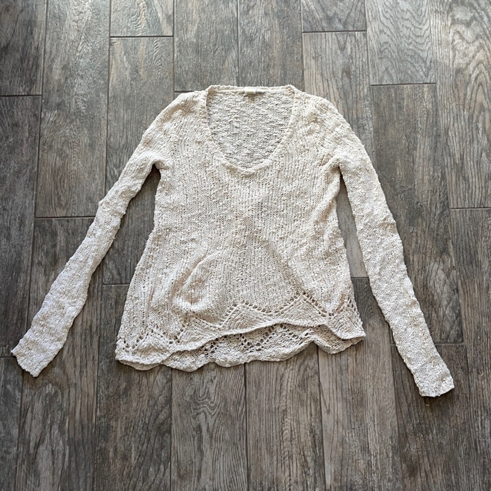 V-neck Cream Knit Sweater